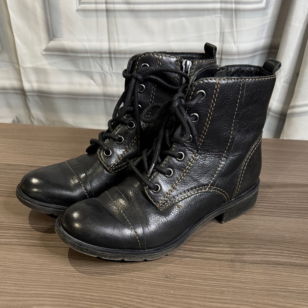 Sofft Black Leather Lace-Up Boots - Picture 3 of 9
